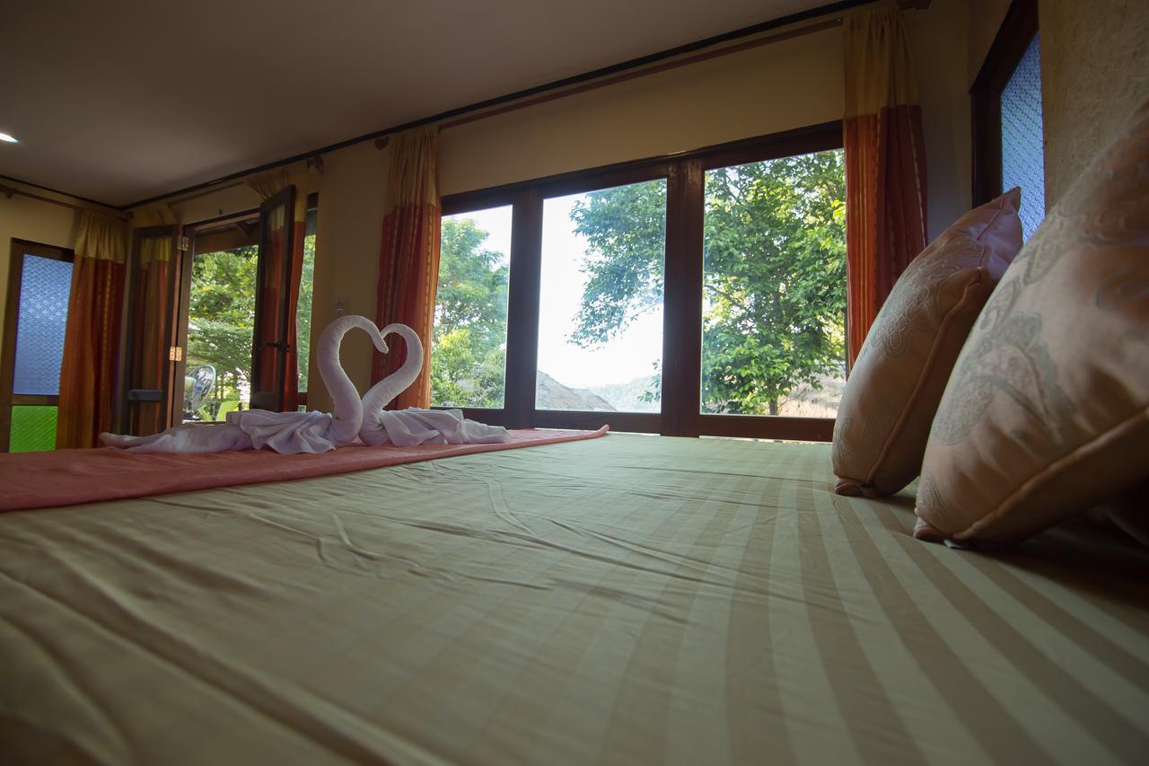 Raya Resort Koh Lipe Exterior photo