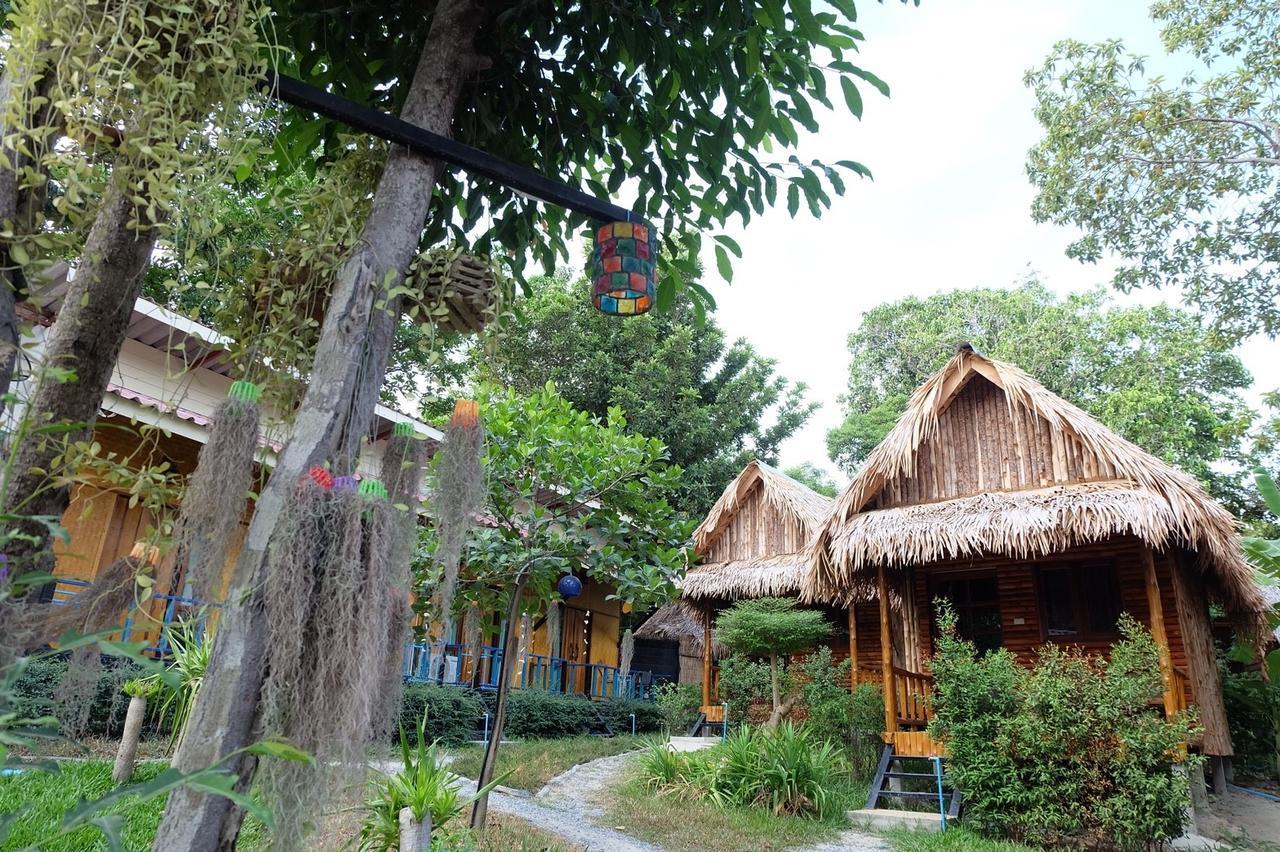 Raya Resort Koh Lipe Exterior photo