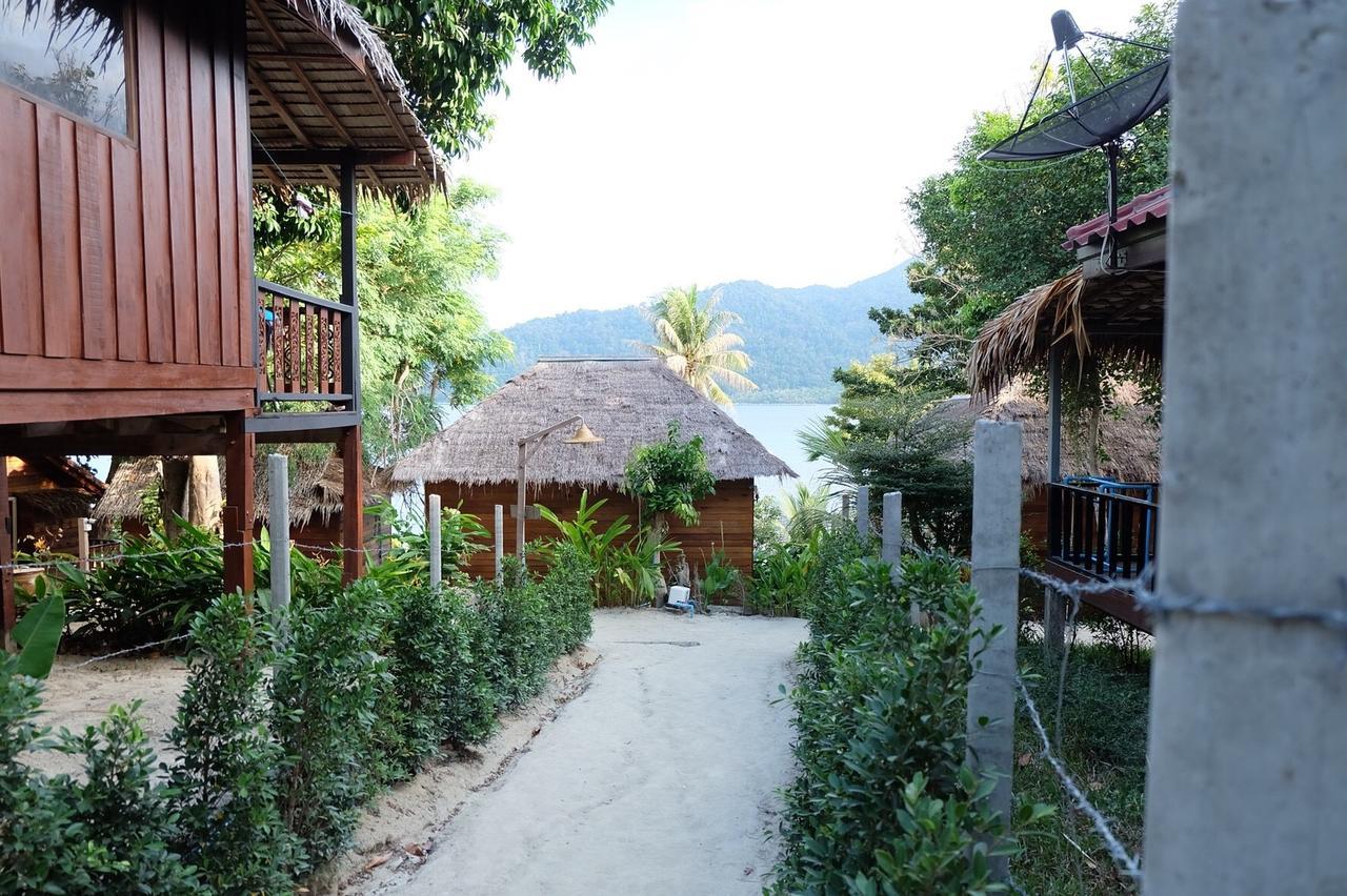 Raya Resort Koh Lipe Exterior photo
