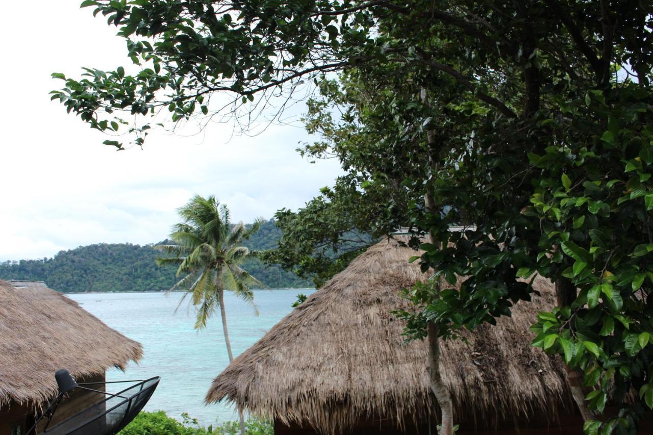 Raya Resort Koh Lipe Exterior photo